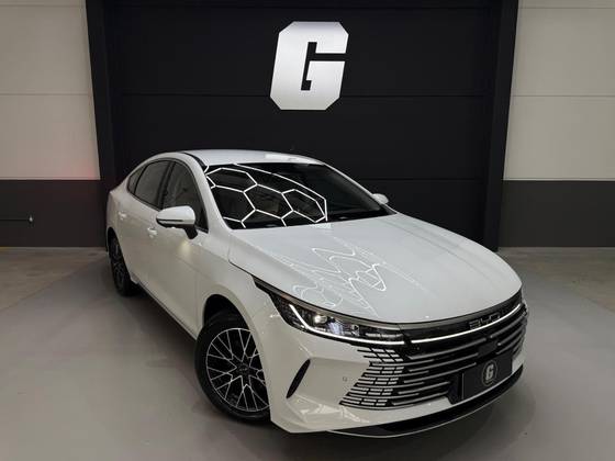 BYD KING 1.5 DM-I PHEV GS AUTOMÁTICO BYD KING 1.5 DM-I PHEV GS AUTOMÁTICO